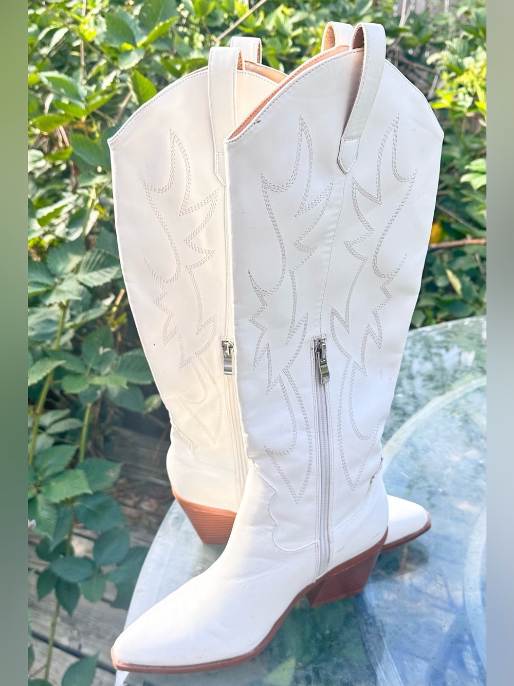 White Western Knee-High faux Leather Boots with Side Zip